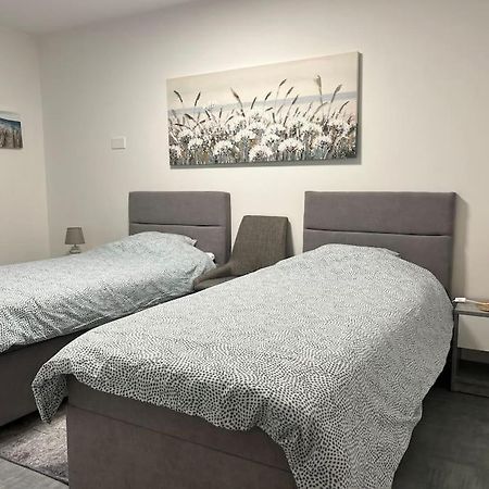 Labpark Relax Apartment Melano Kültér fotó