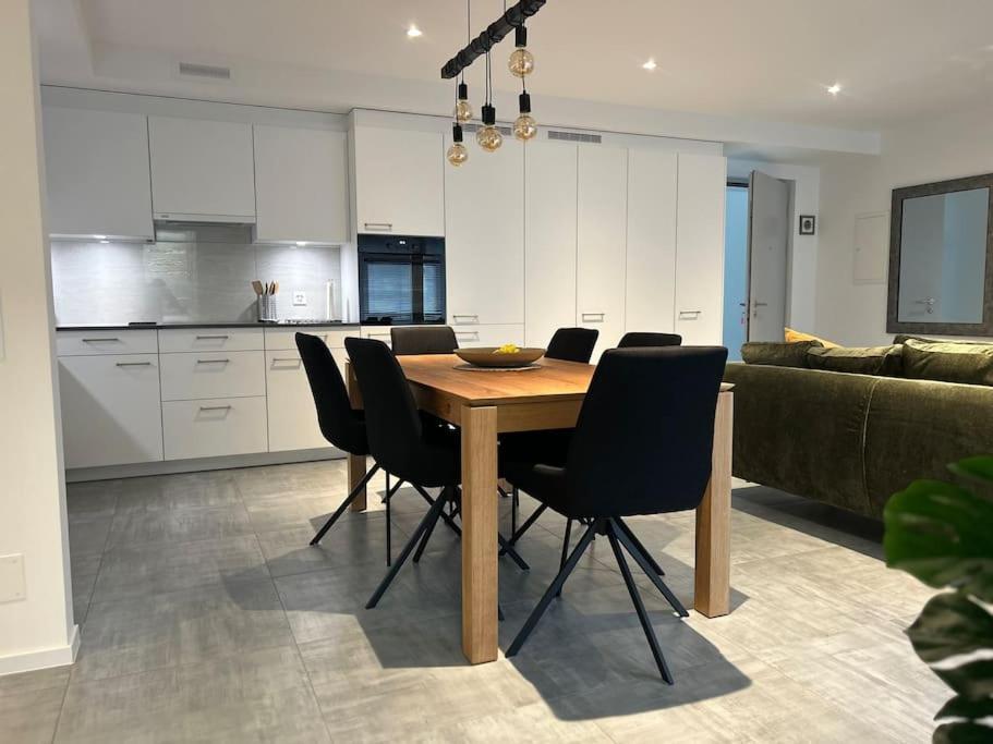 Labpark Relax Apartment Melano Kültér fotó